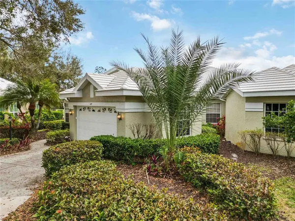 $365,000 | 547 Fallbrook Drive, Venice, FL 34292