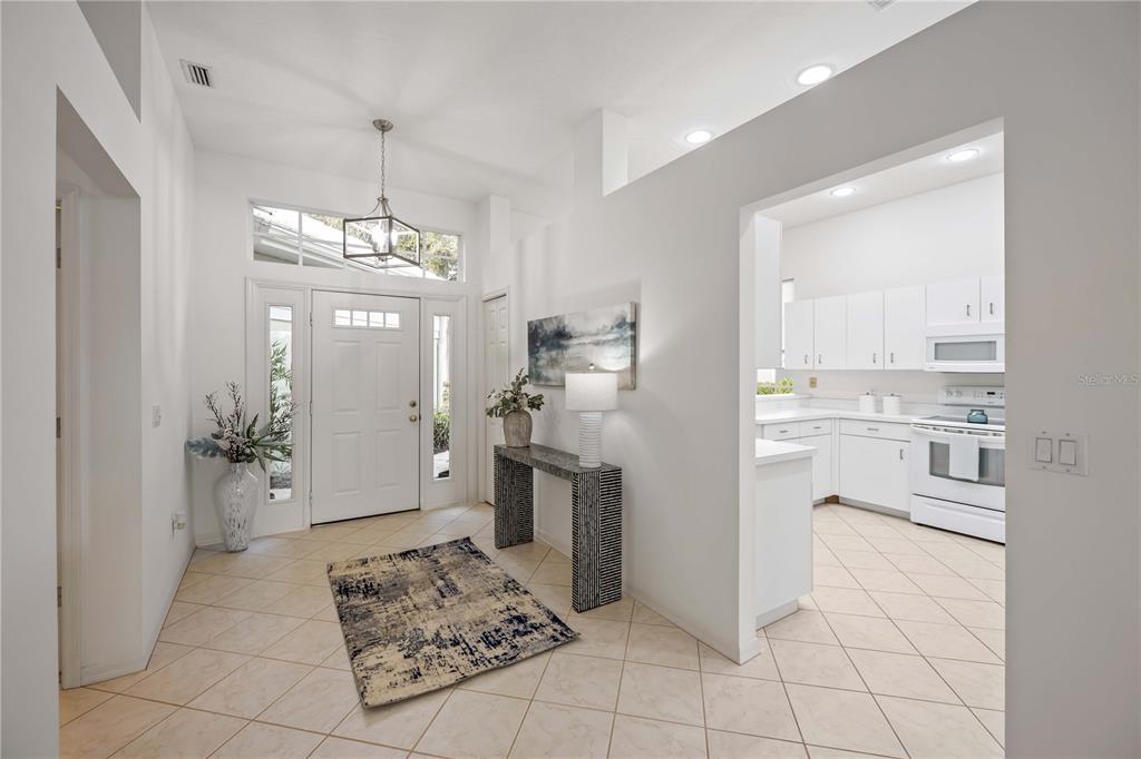 547 Fallbrook Drive Venice, FL 34292 - Photo 5 of 79