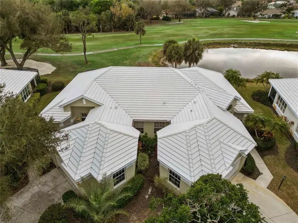 $365,000 | 547 Fallbrook Drive, Venice, FL 34292