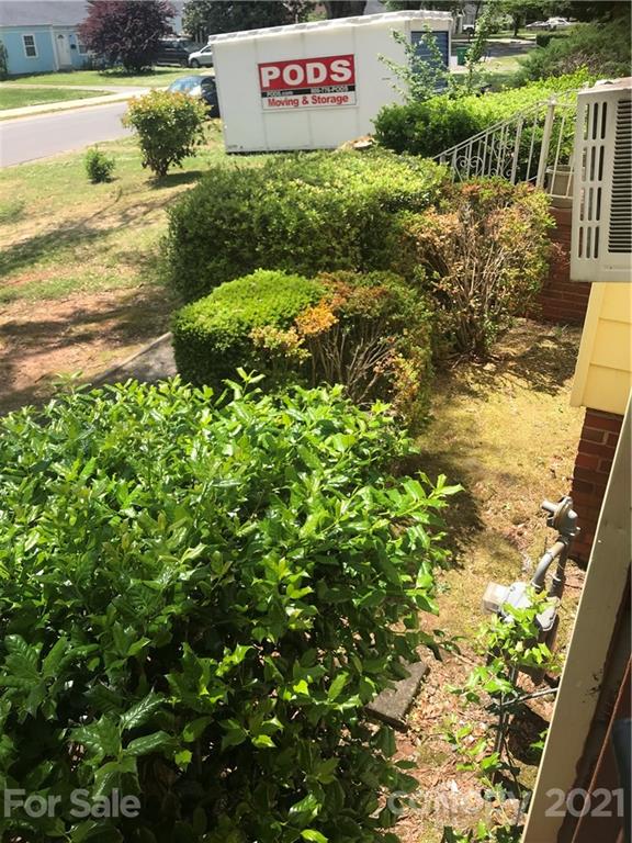 1432 Kimberly Road Charlotte, NC 28208 - Photo 2 of 9 a view of an outdoor space