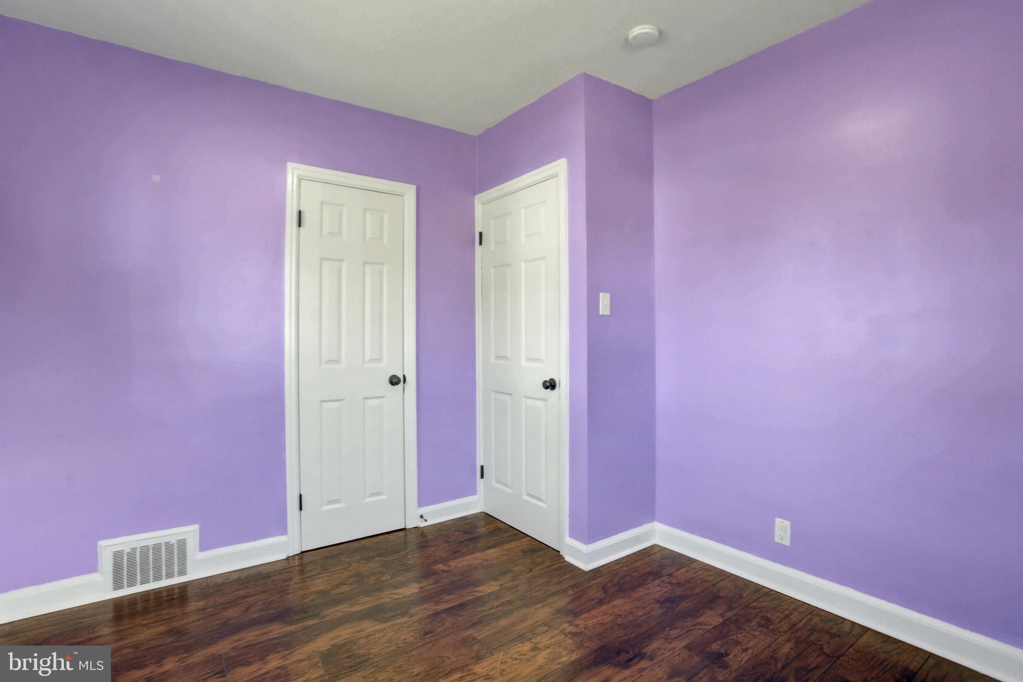 1057 Fairview Road Hagerstown, MD 21742 - Photo 11 of 32 Main Floor Bedroom 2