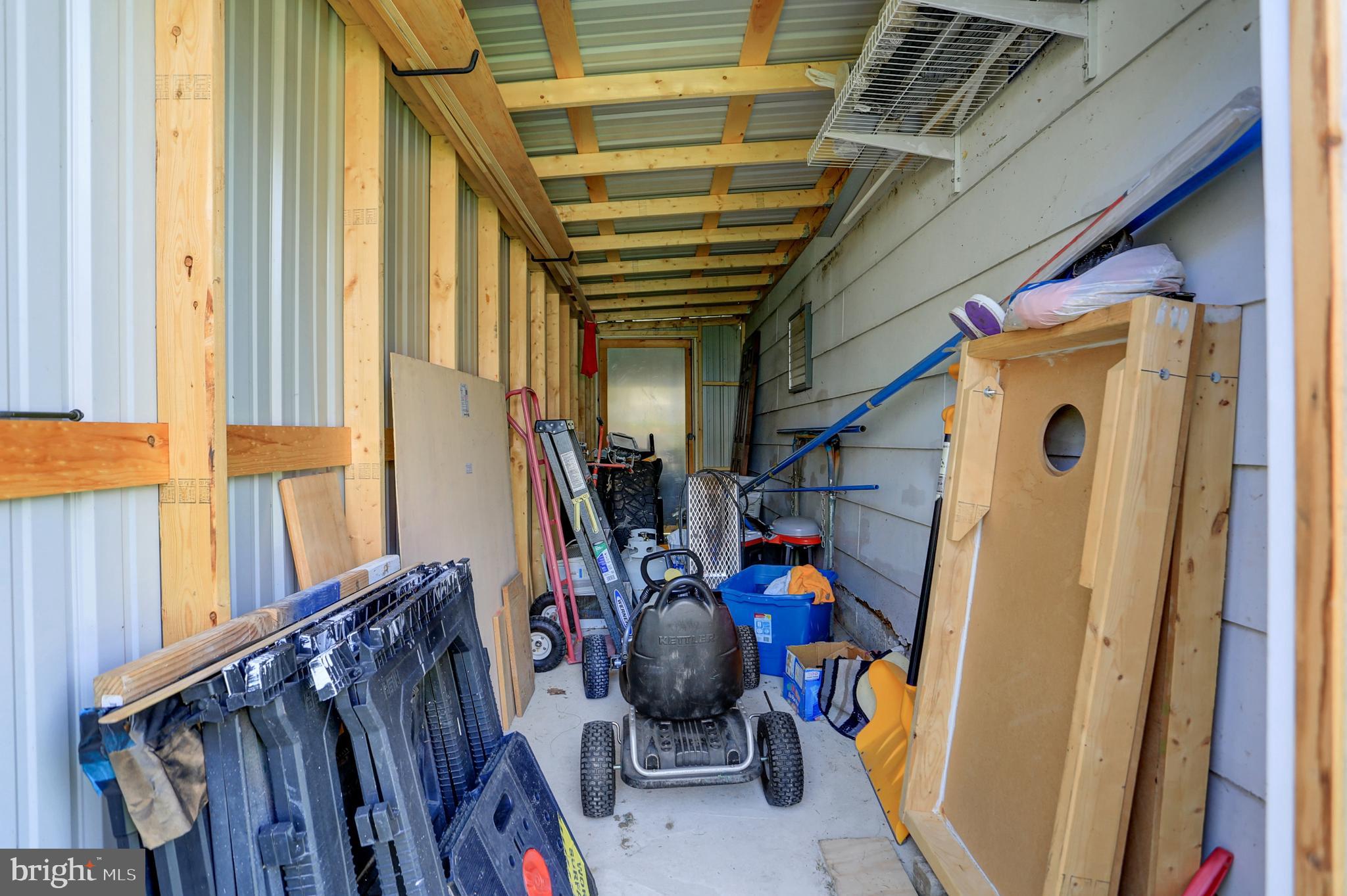 1057 Fairview Road Hagerstown, MD 21742 - Photo 28 of 32 Great storage shed off garage