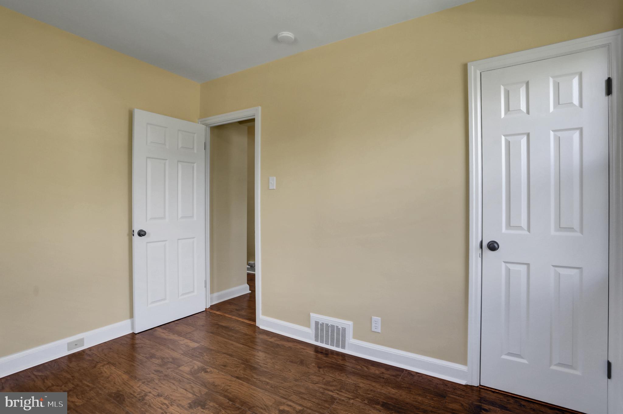 1057 Fairview Road Hagerstown, MD 21742 - Photo 9 of 32 Main floor Bedroom 1