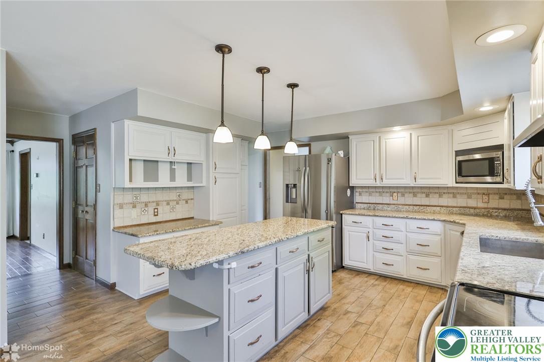 4074 Old Sentry Road Allentown, PA 18104 - Photo 19 of 76