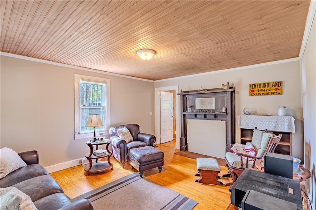 1749 Phillips Road Sandy Ridge, NC 27046 - Photo 10 of 43 Gallery Image 10