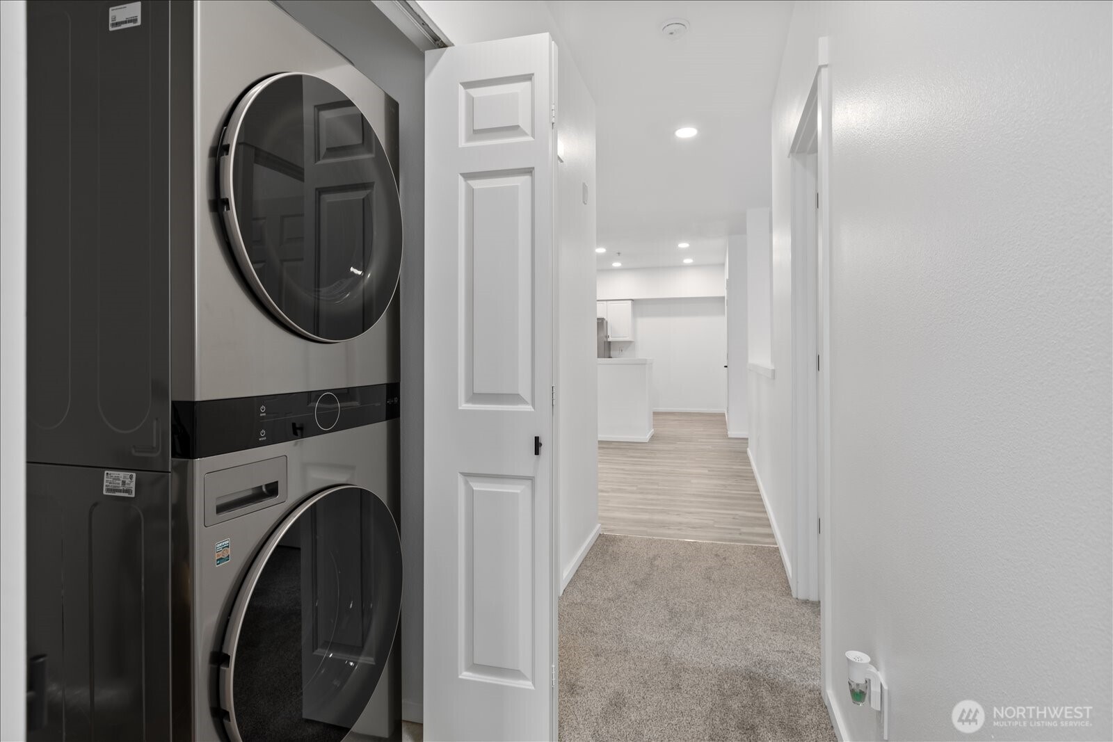 107 164th Street Southwest, Unit 3402 Bothell, WA 98012 - Photo 28 of 35