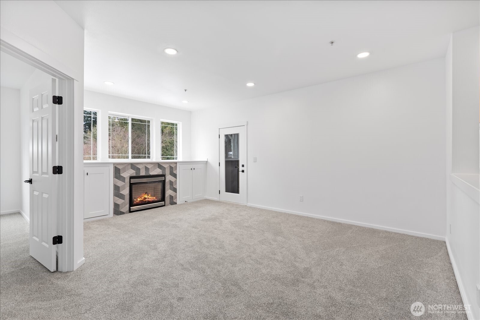 107 164th Street Southwest, Unit 3402 Bothell, WA 98012 - Photo 4 of 35