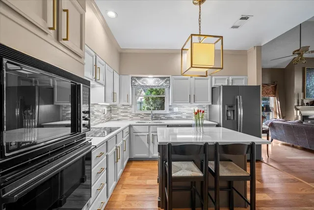 $369,000 | 5344 Panda Lane, Memphis, TN 38120