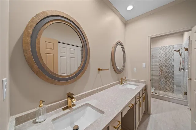 $369,000 | 5344 Panda Lane, Memphis, TN 38120