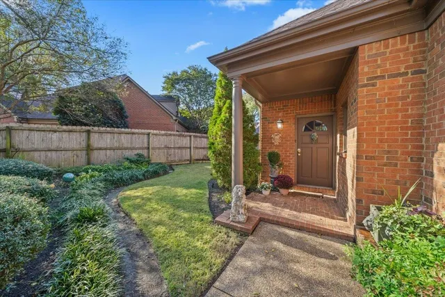 $369,000 | 5344 Panda Lane, Memphis, TN 38120