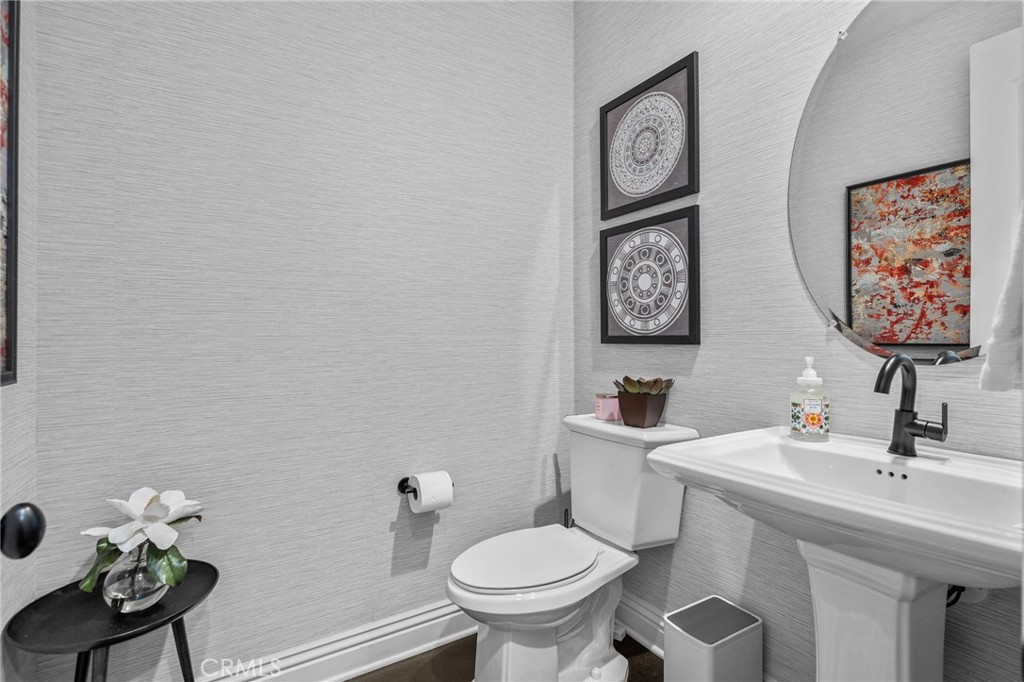 24253 Flora Road Corona, CA 92883 - Photo 19 of 45