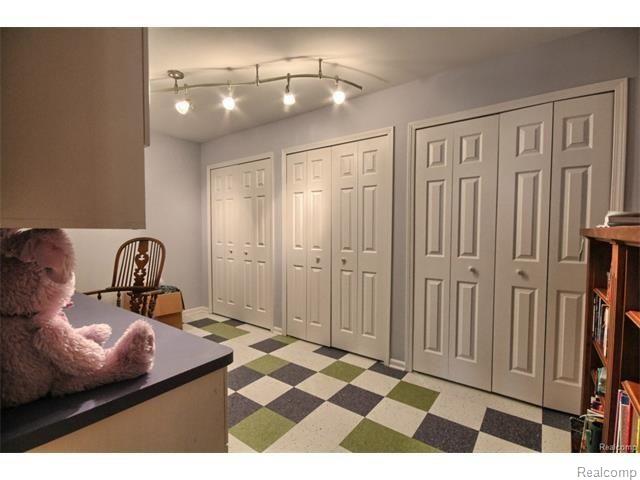 32640 Whatley Road Franklin, MI 48025 - Photo 31 of 48 whatley43.jpg