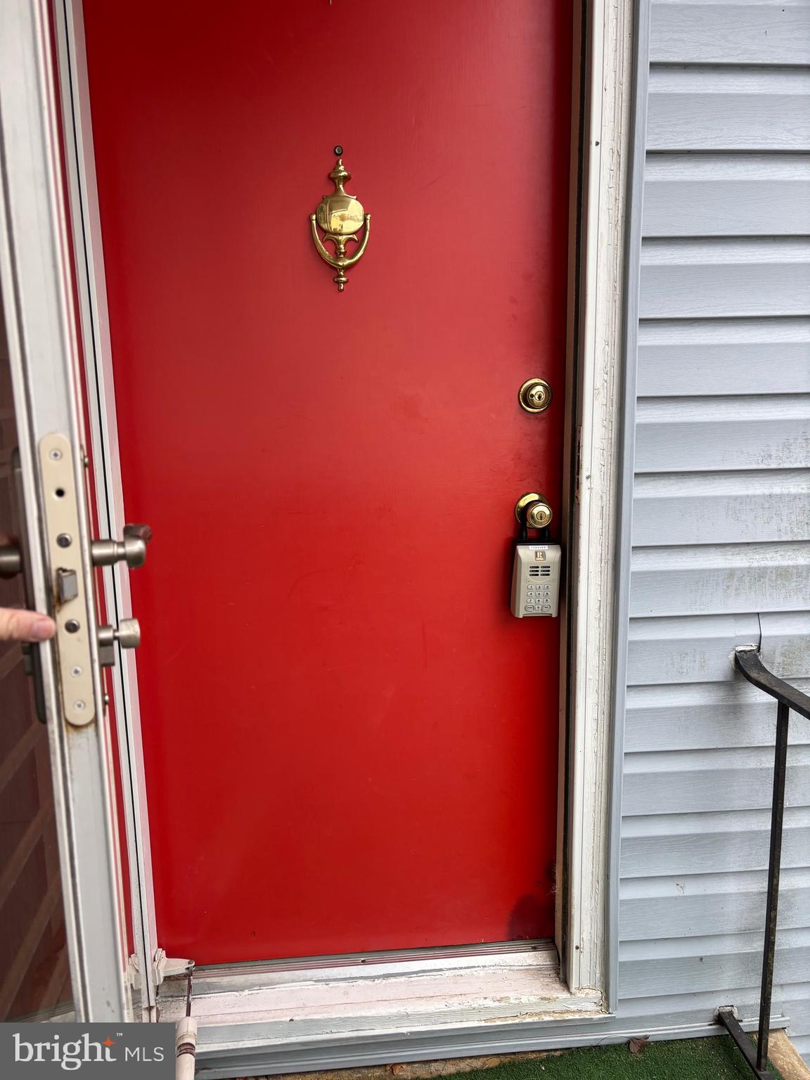 41 Pendleton Road Fredericksburg, VA 22405 - Photo 20 of 20 Side Entrance