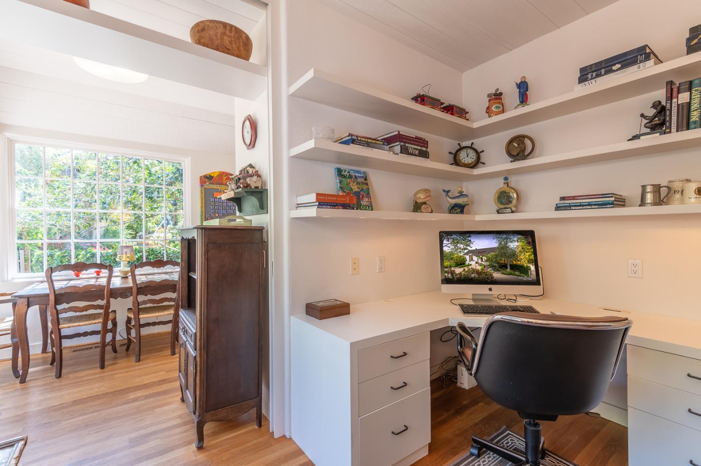 25570 Hatton Road Carmel, CA 93923 - Photo 13 of 32 Gallery Image 13