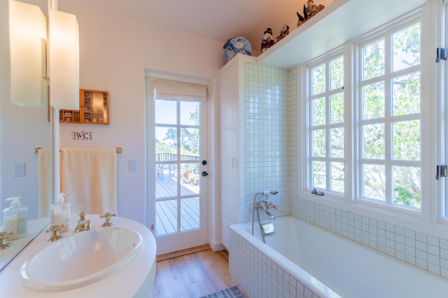 25570 Hatton Road Carmel, CA 93923 - Photo 15 of 32 Gallery Image 15