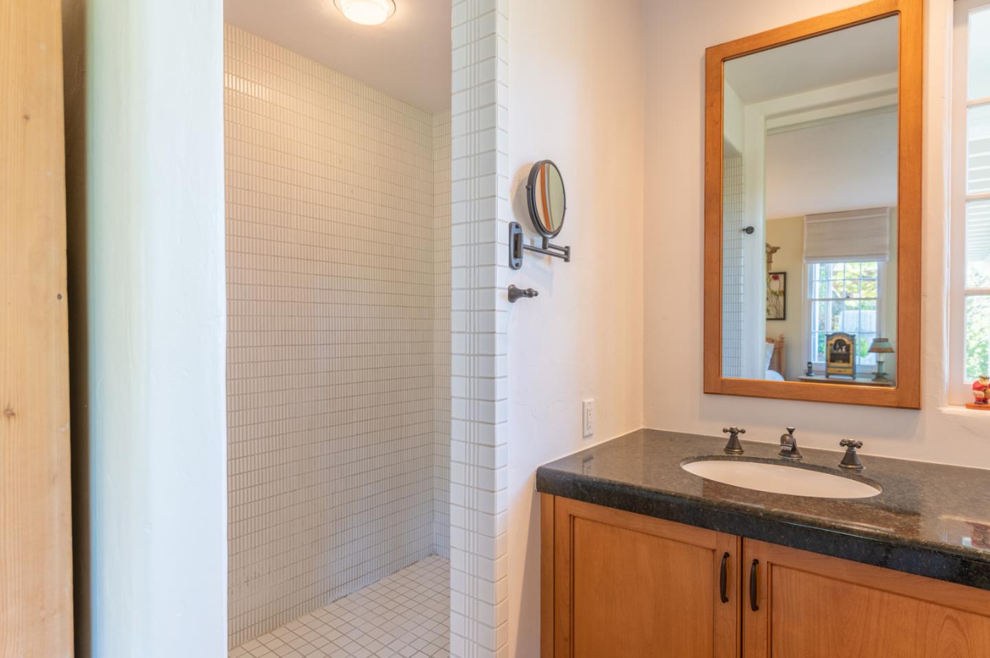 25570 Hatton Road Carmel, CA 93923 - Photo 17 of 32 Gallery Image 17