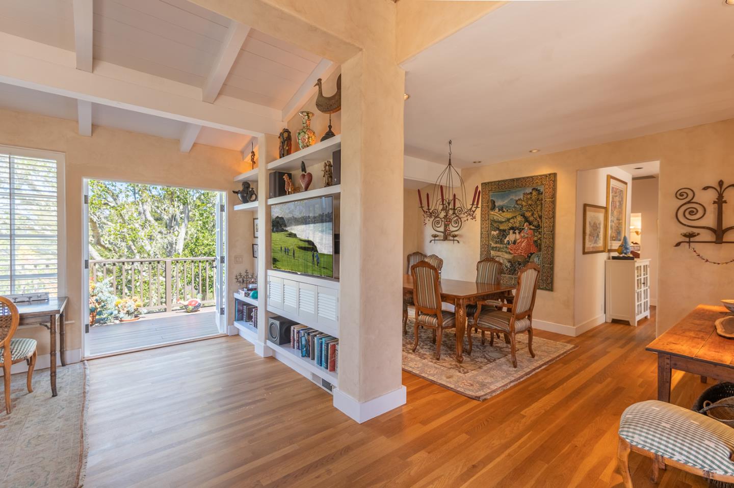 25570 Hatton Road Carmel, CA 93923 - Photo 6 of 32 Gallery Image 6