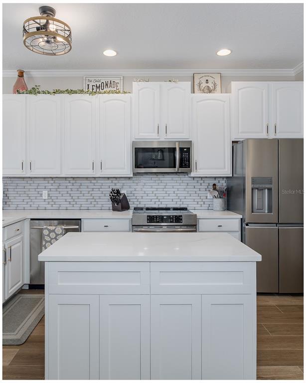 1710 Lakestone Drive Trinity, FL 34655 - Photo 15 of 82