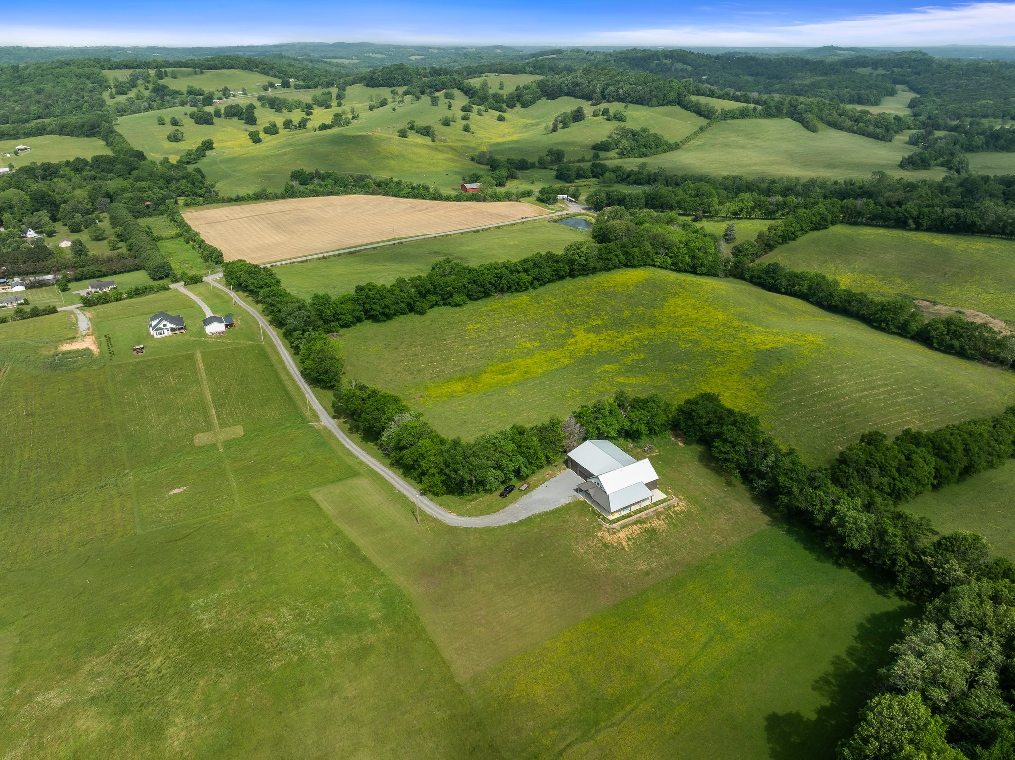 757 Thompson Creek Road Wartrace, TN 37183 - Photo 11 of 42 a view of a city