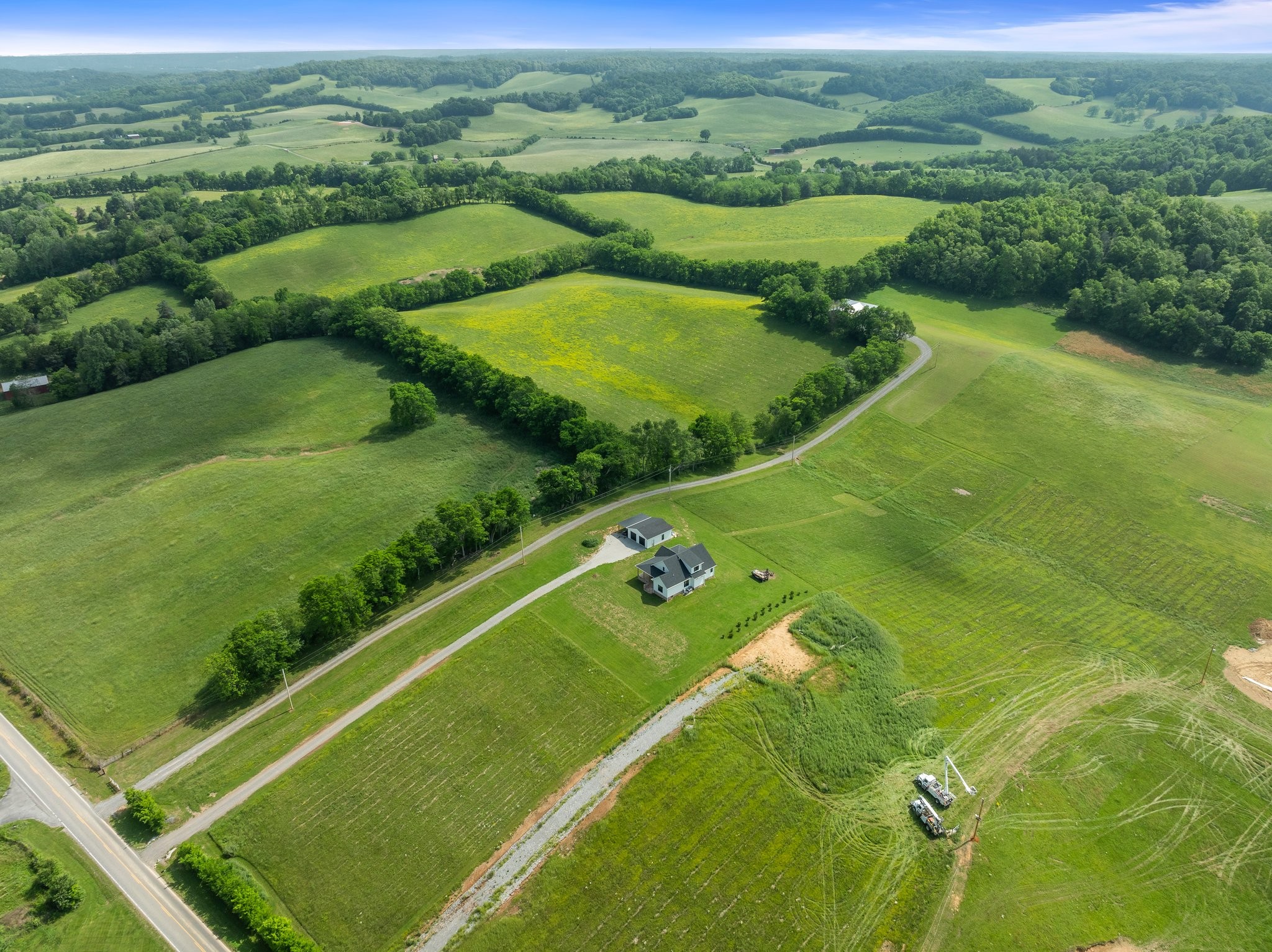 757 Thompson Creek Road Wartrace, TN 37183 - Photo 13 of 42 a view of a field with an ocean