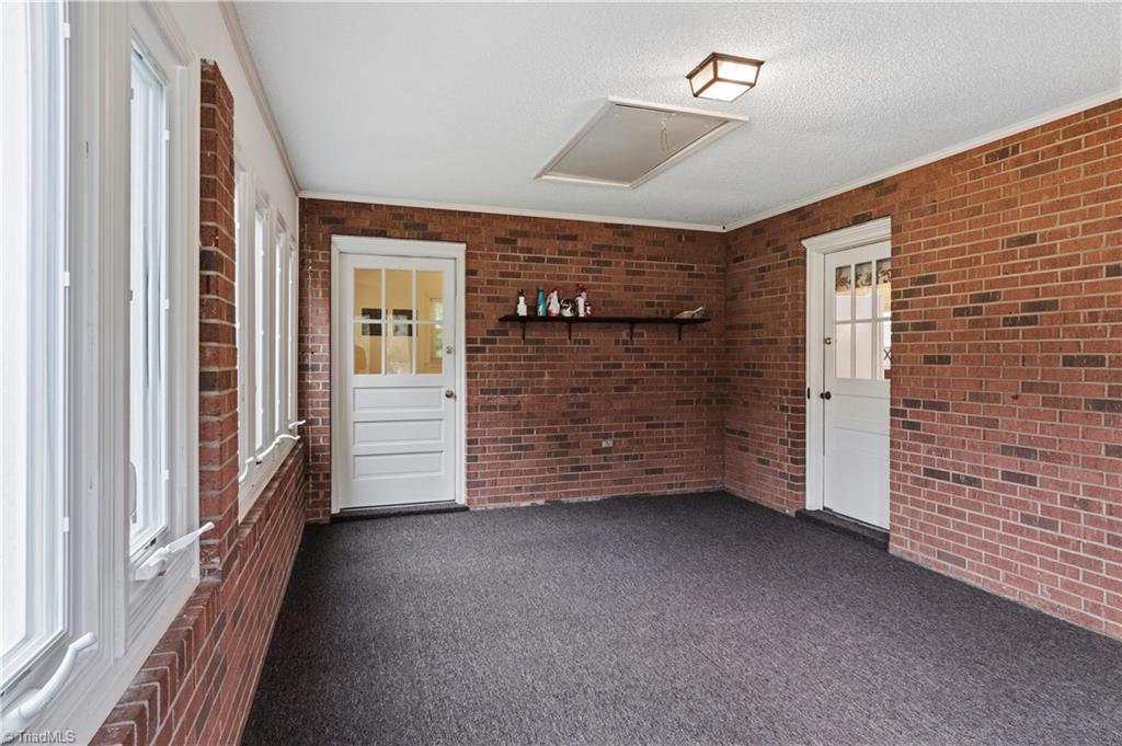 3511 Manoa Road Pfafftown, NC 27040 - Photo 20 of 38