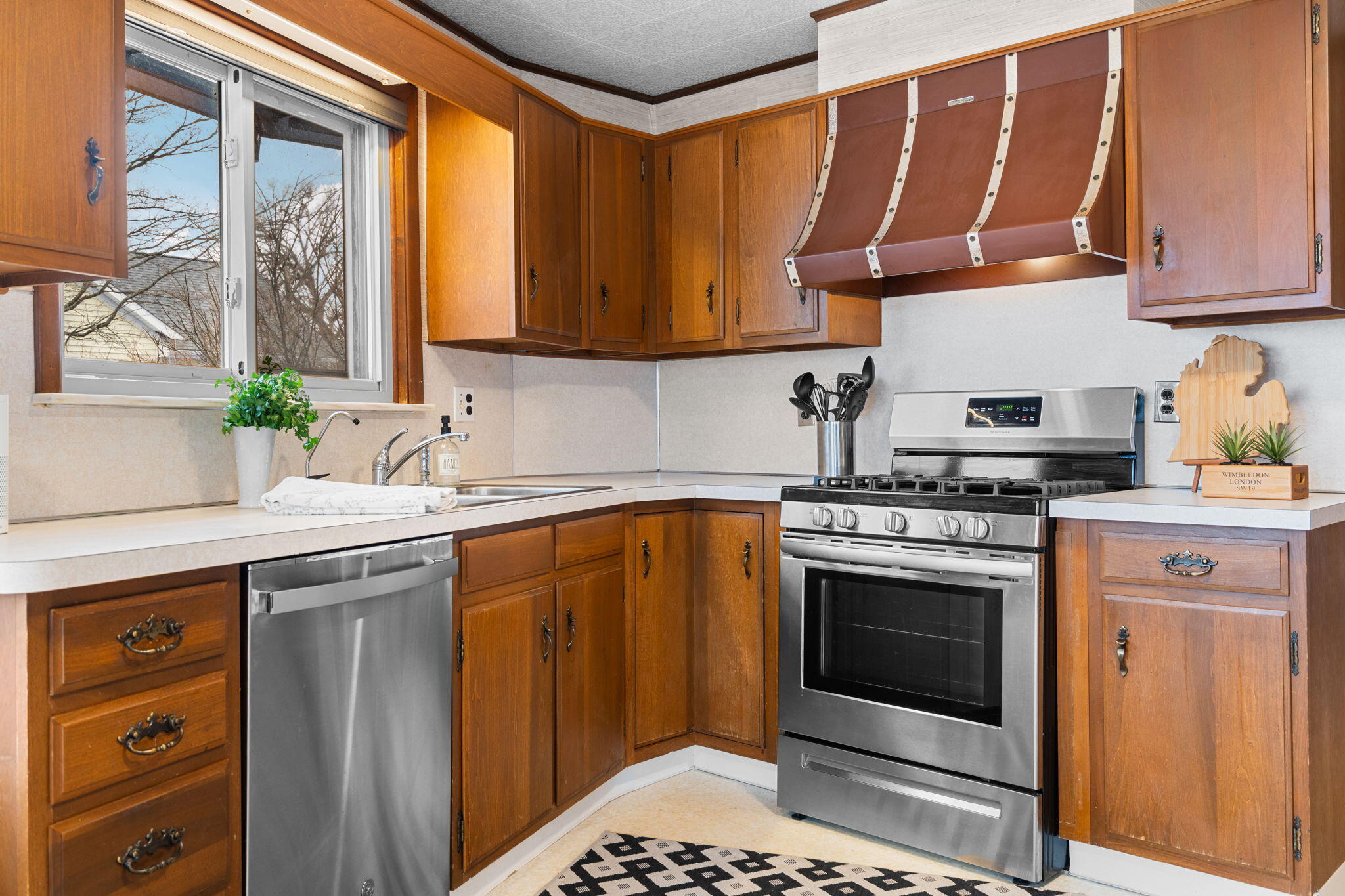 11247 Colony Pinckney, MI 48169 - Photo 18 of 60 22-web-or-mls-DSC00054