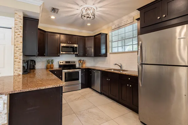 $375,000 | 4802 West Bexley Park Drive, Delray Beach, FL 33445