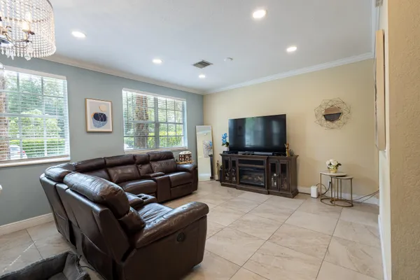 $375,000 | 4802 West Bexley Park Drive, Delray Beach, FL 33445