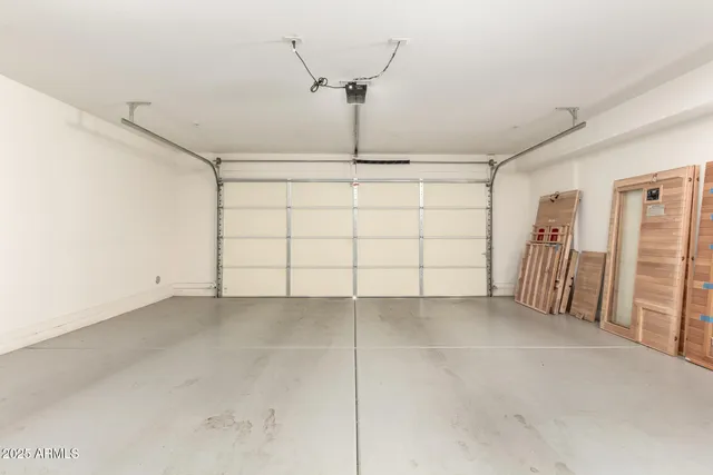 $2,400 | 2315 North 52nd Street, Unit 131, Phoenix, AZ 85008