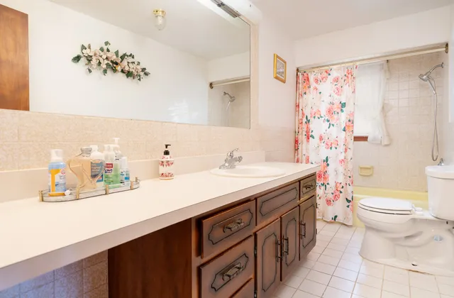 $250,000 | 758 Woodruff Avenue, Joliet, IL 60436