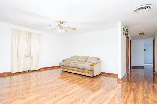 $250,000 | 758 Woodruff Avenue, Joliet, IL 60436