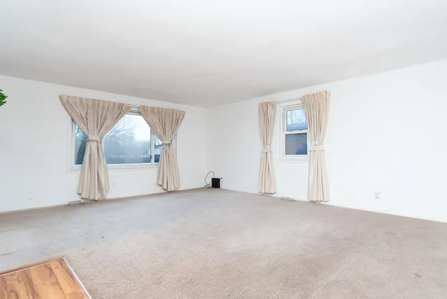 $250,000 | 758 Woodruff Avenue, Joliet, IL 60436