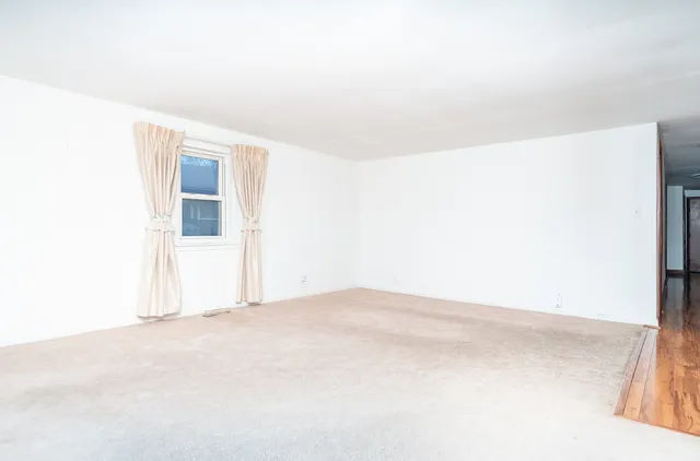 $250,000 | 758 Woodruff Avenue, Joliet, IL 60436