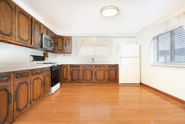 $250,000 | 758 Woodruff Avenue, Joliet, IL 60436