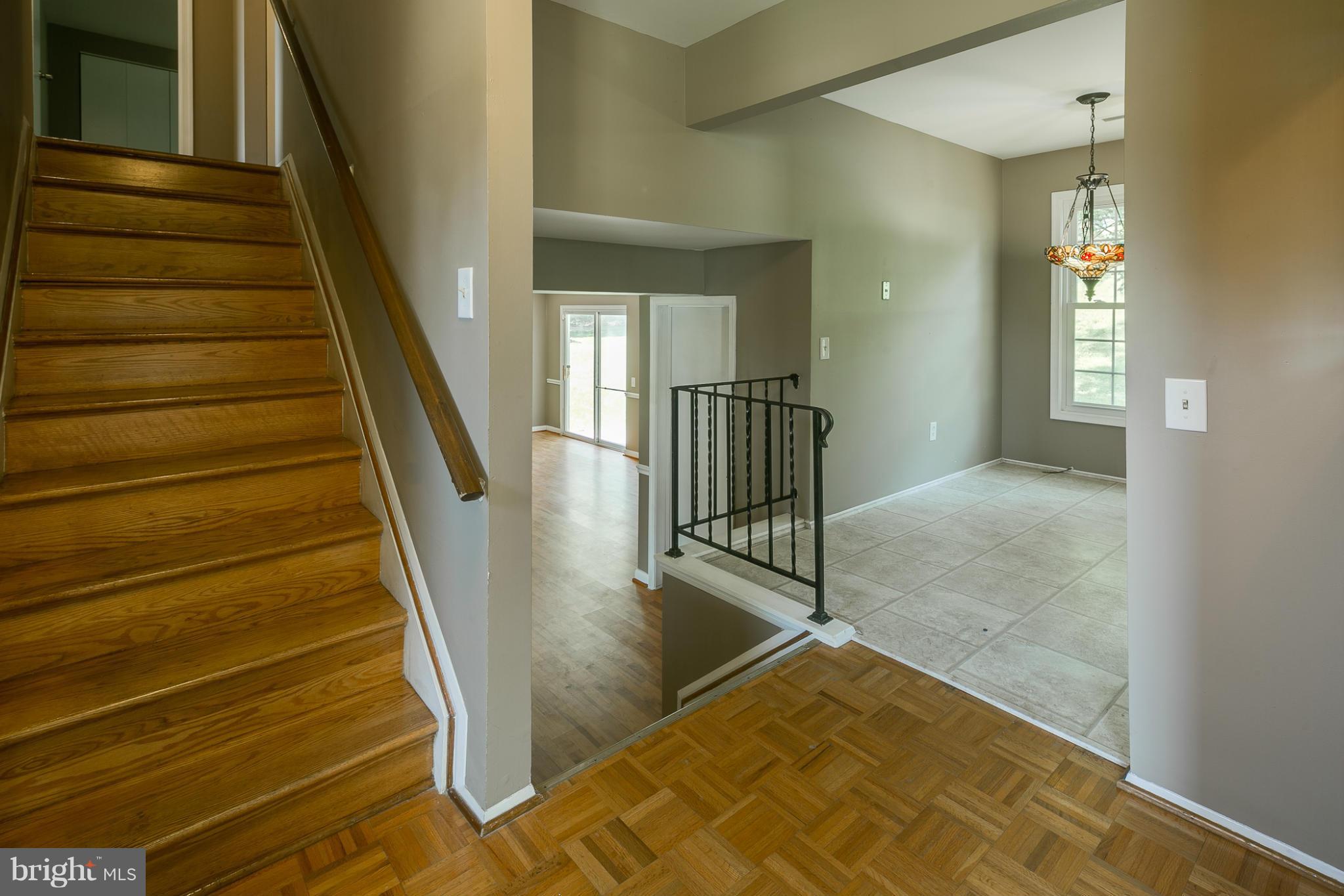 2201 Nees Lane Silver Spring, MD 20905 - Photo 4 of 30 Interior (General)