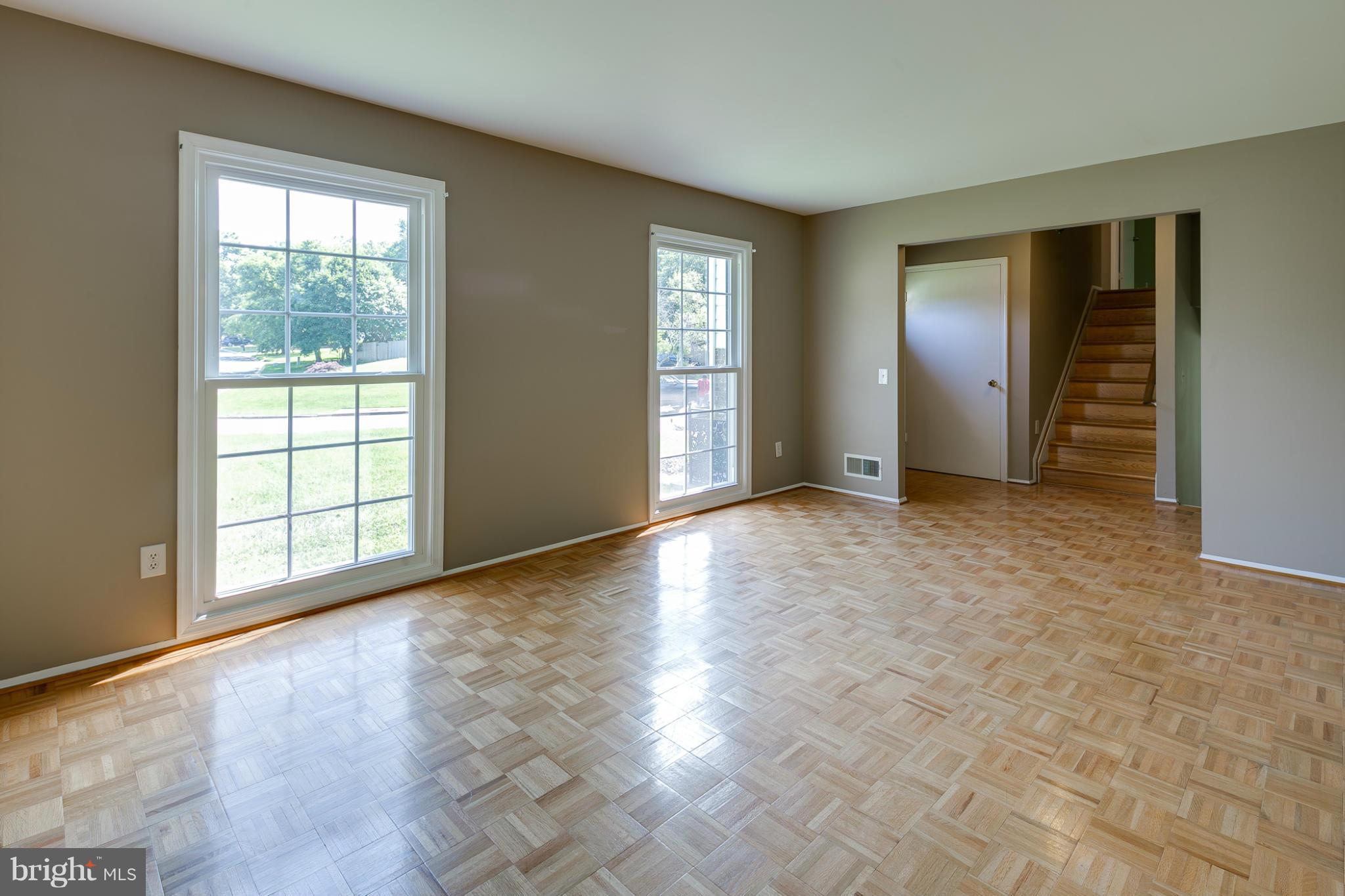 2201 Nees Lane Silver Spring, MD 20905 - Photo 8 of 30 Living Room