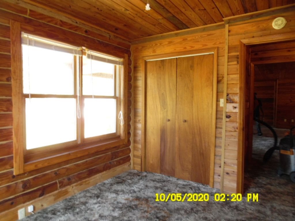 950 2 Mile Creek Road Enoree, SC 29335 - Photo 3 of 10