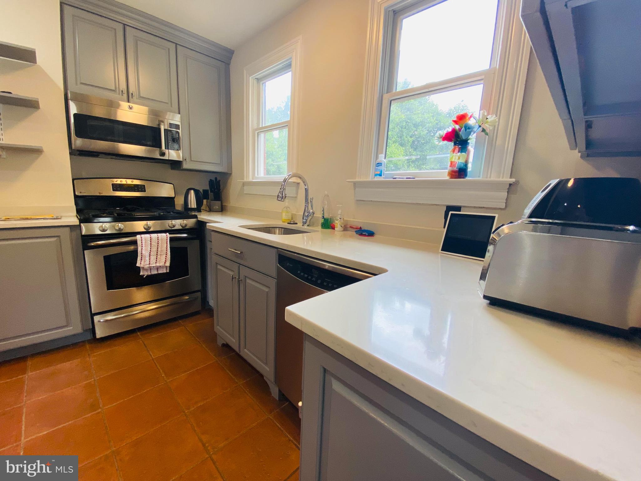 121 Conway Avenue Narberth, PA 19072 - Photo 5 of 12