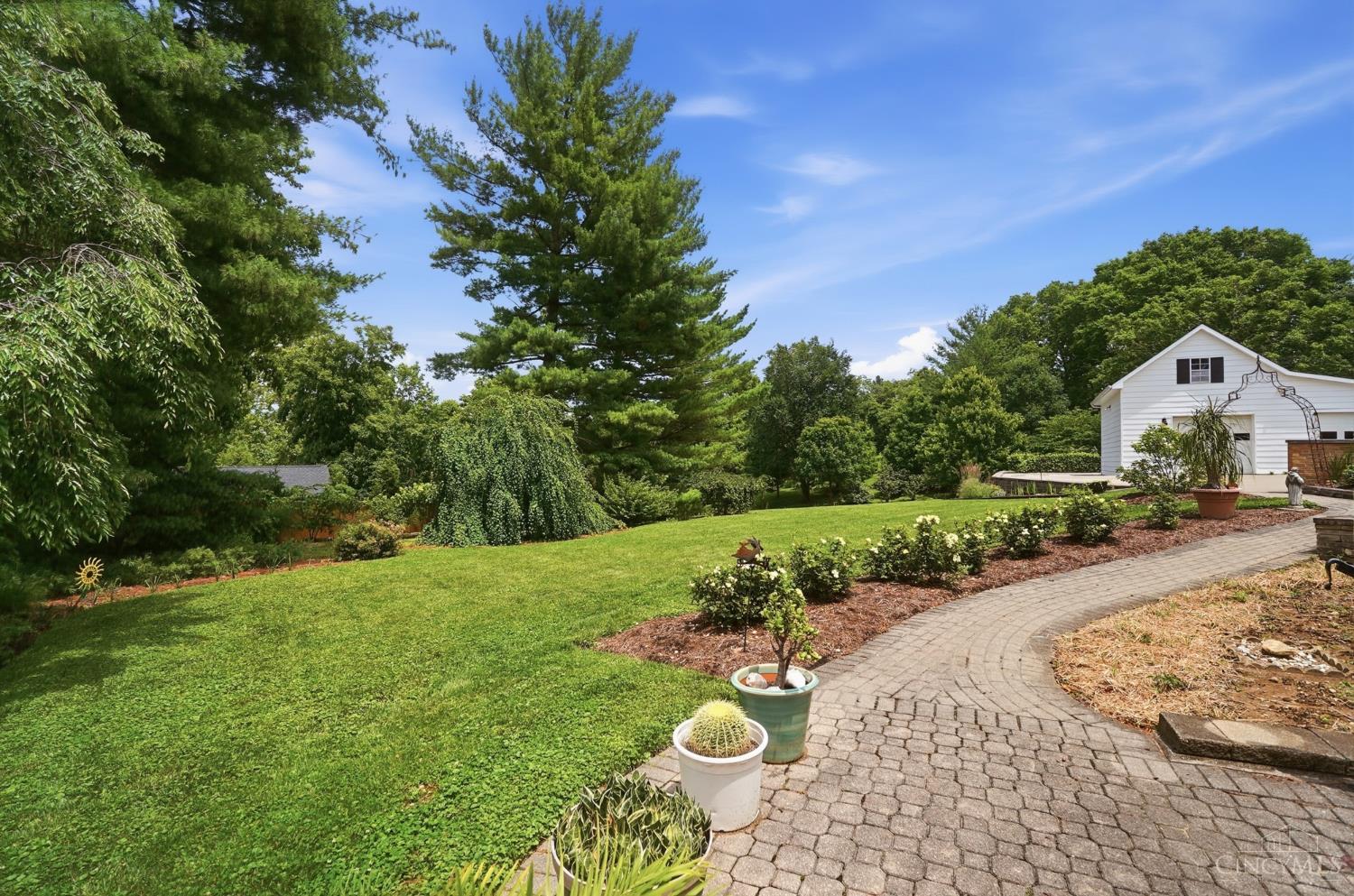 6596 Springdale Road Cincinnati, OH 45247 - Photo 57 of 81