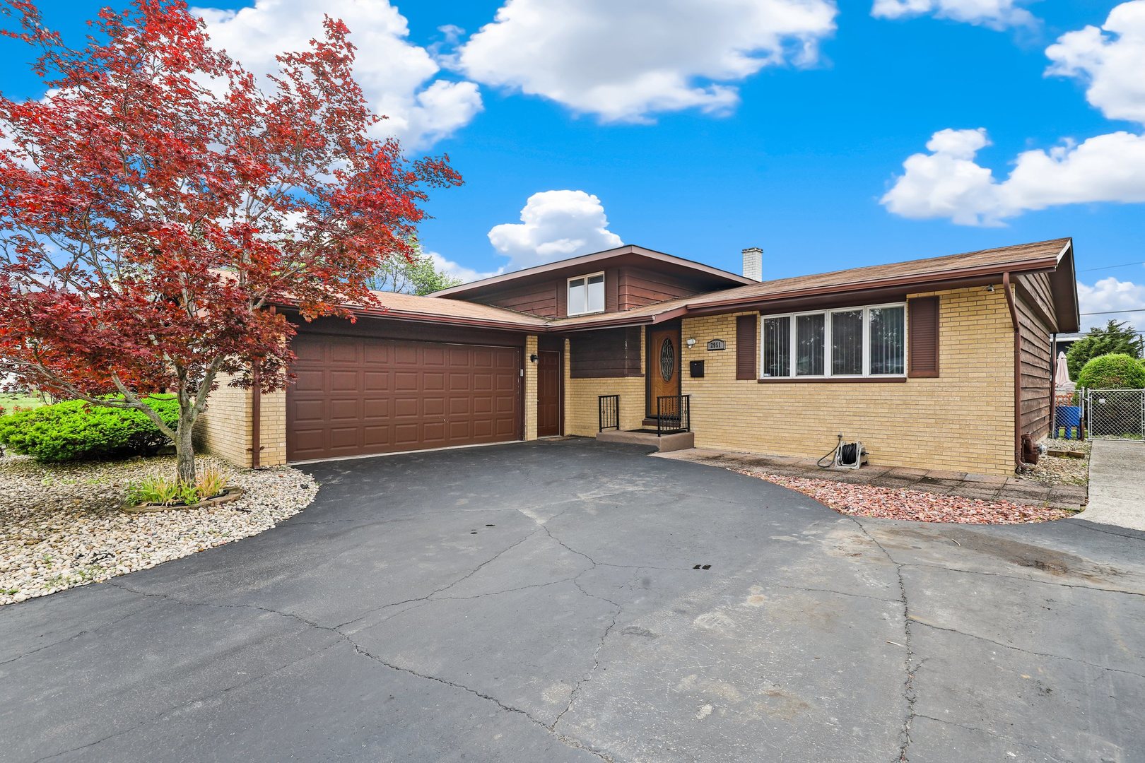 2951 193rd Street Lansing, IL 60438 - Photo 2 of 20
