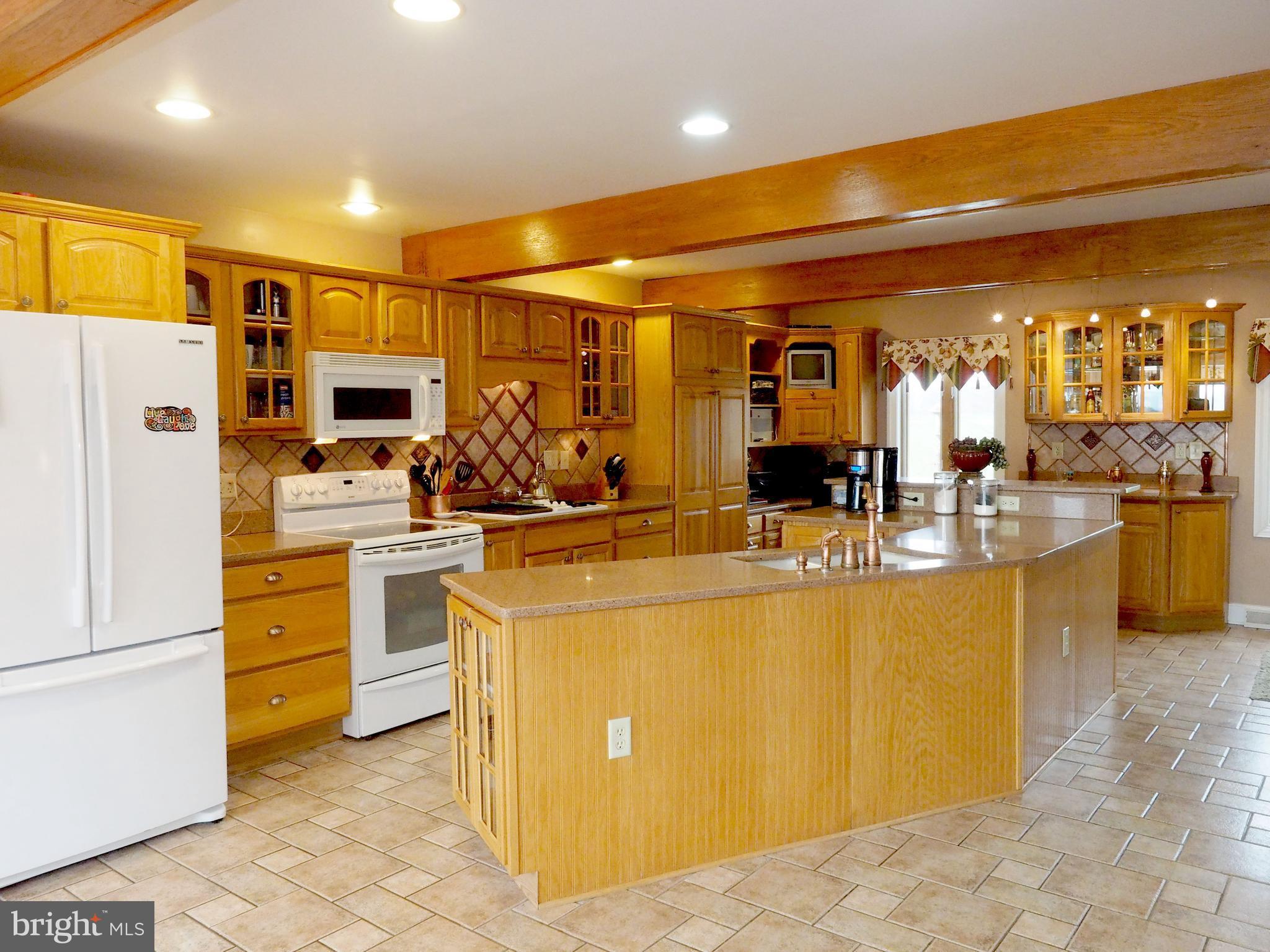 686 Currie Road Ranson, WV 25438 - Photo 11 of 49 Large Country Kitchen with Breakfast Bar,