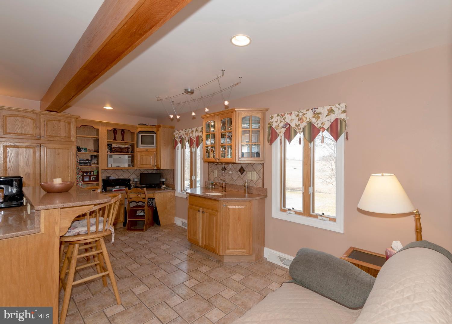 686 Currie Road Ranson, WV 25438 - Photo 15 of 49