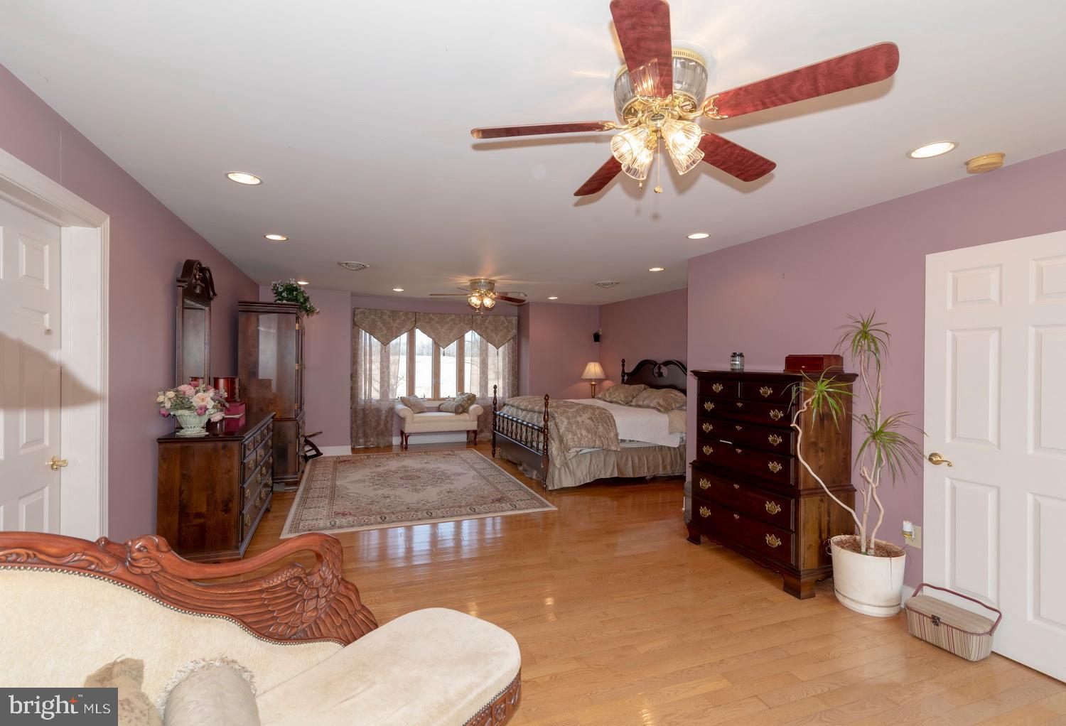 686 Currie Road Ranson, WV 25438 - Photo 23 of 49
