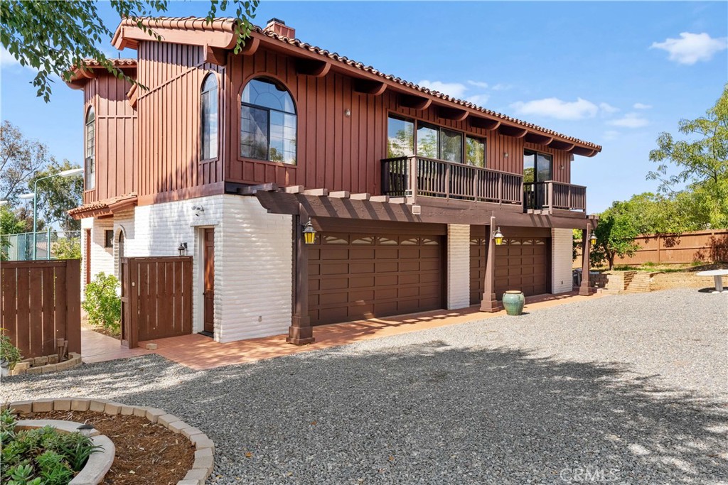 11550 Old Castle Road Valley Center, CA 92082 - Photo 23 of 60 Guest house and 4 car garage