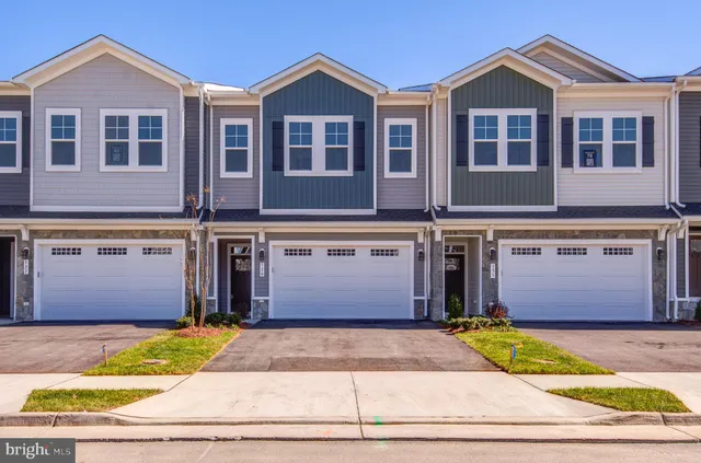 $2,850 | 129 Leather Flower Drive, Front Royal, VA 22630