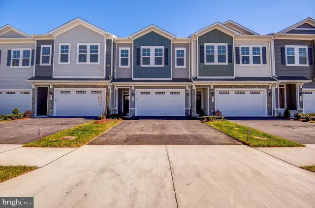 $2,850 | 129 Leather Flower Drive, Front Royal, VA 22630