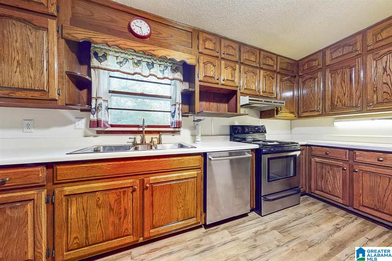 845 McDonald Chapel Road Birmingham, AL 35224 - Photo 4 of 28