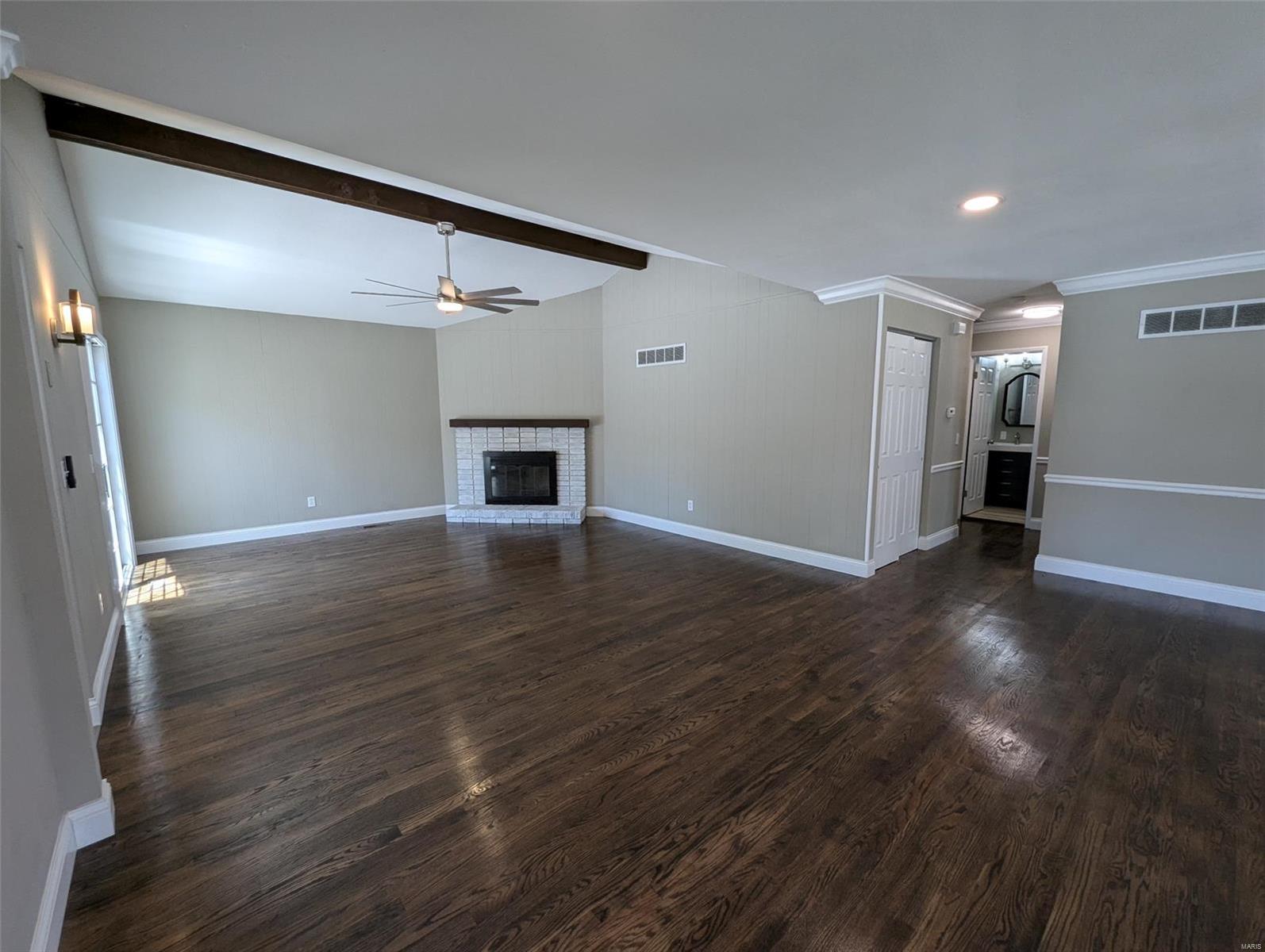 4557 Thicket Drive St. Louis, MO 63129 - Photo 5 of 36