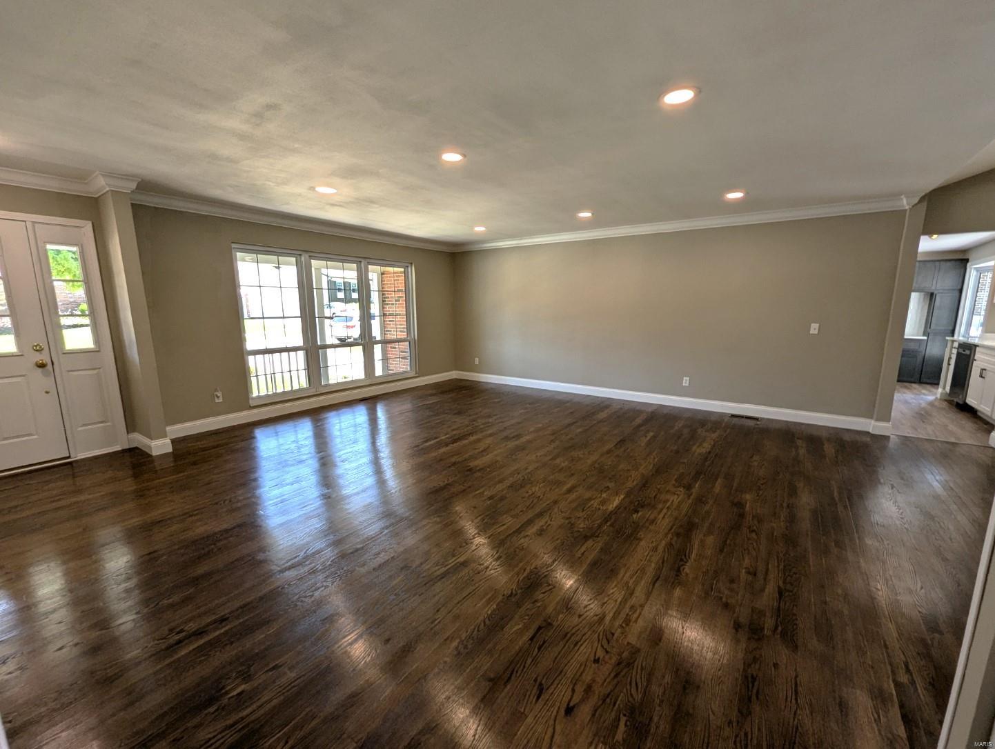 4557 Thicket Drive St. Louis, MO 63129 - Photo 6 of 36