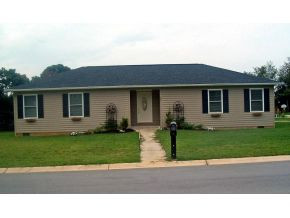 237 Reed Avenue Greeneville, TN 37743 - Photo 1 of 9 Welcome Home